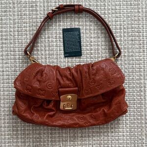 Marc by Marc Jacobs Leather Women's Bag Orange Brown